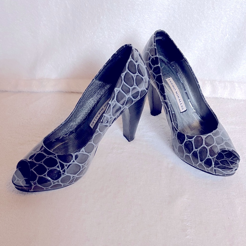 Pedro Miralles Pumps